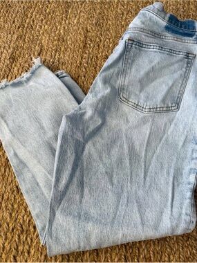 Abercrombie & Fitch Women’s The Boyfriend Mid Rise Curve Denim Jeans Size 29